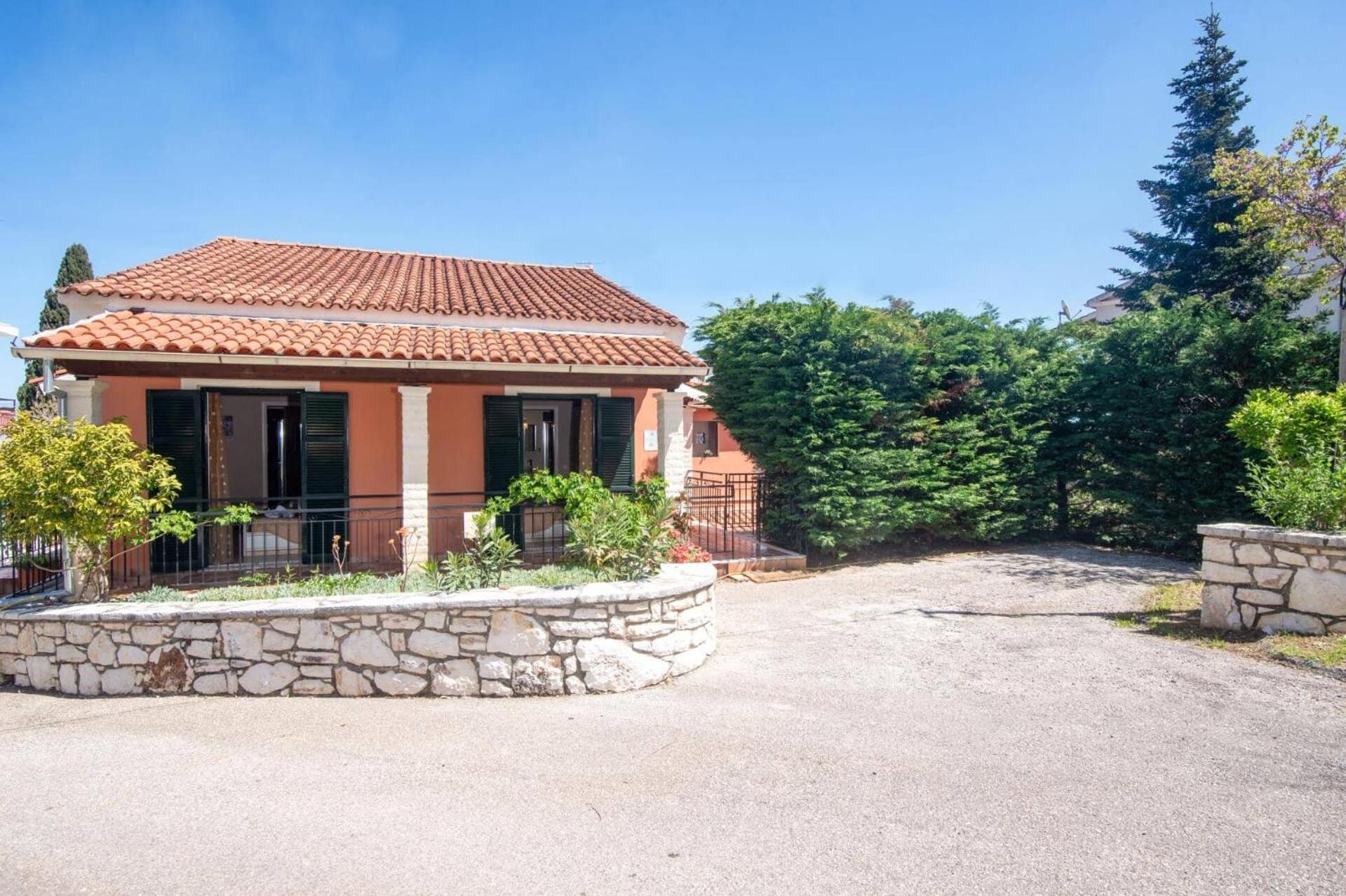 Villa Annie By Villa Plus Kassiopi Eksteriør billede